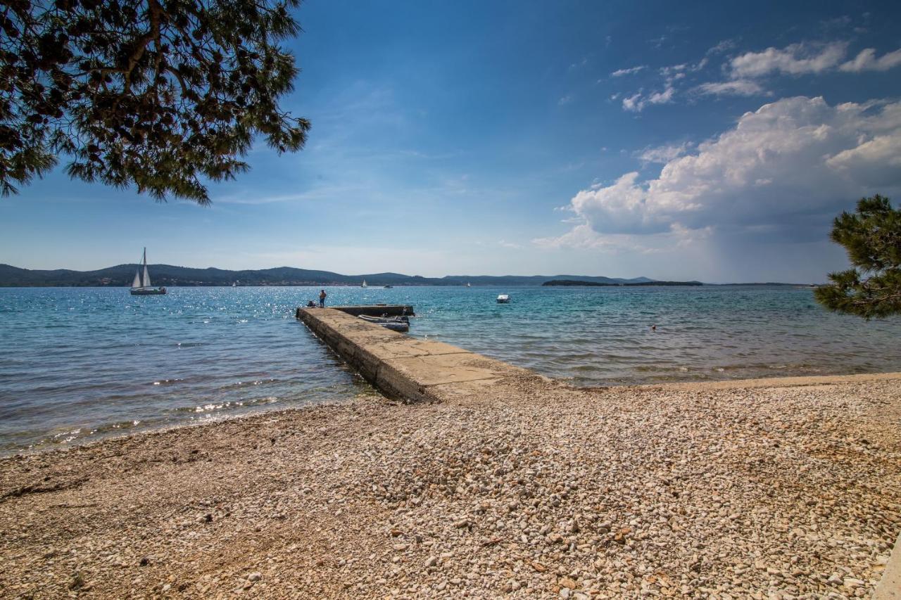 Grande Glamping Biograd Na Moru Exterior foto