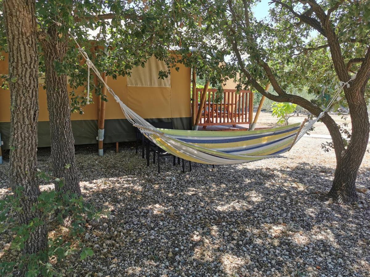 Grande Glamping Biograd Na Moru Exterior foto