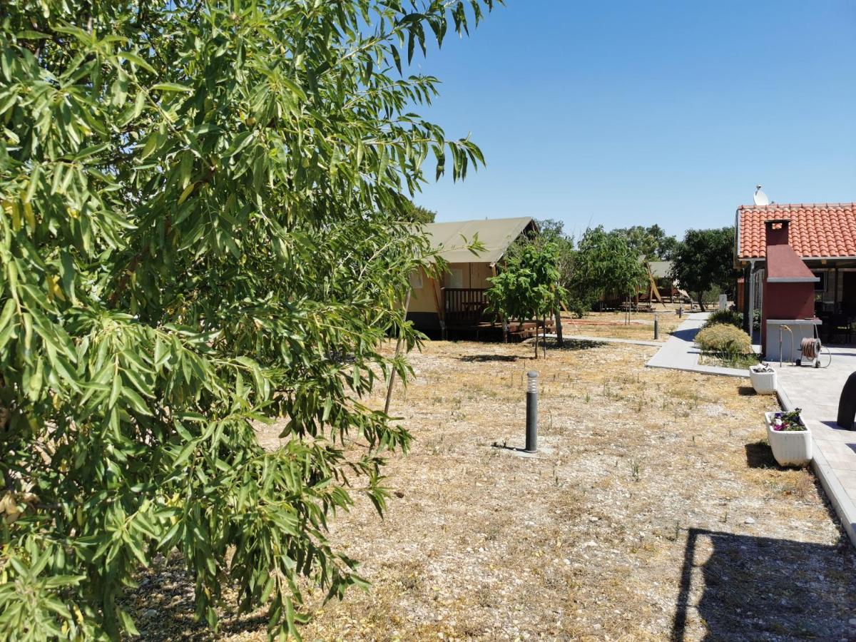 Grande Glamping Biograd Na Moru Exterior foto